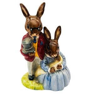 Royal Doulton Bunnykins Father Mother & Victoria Figurine